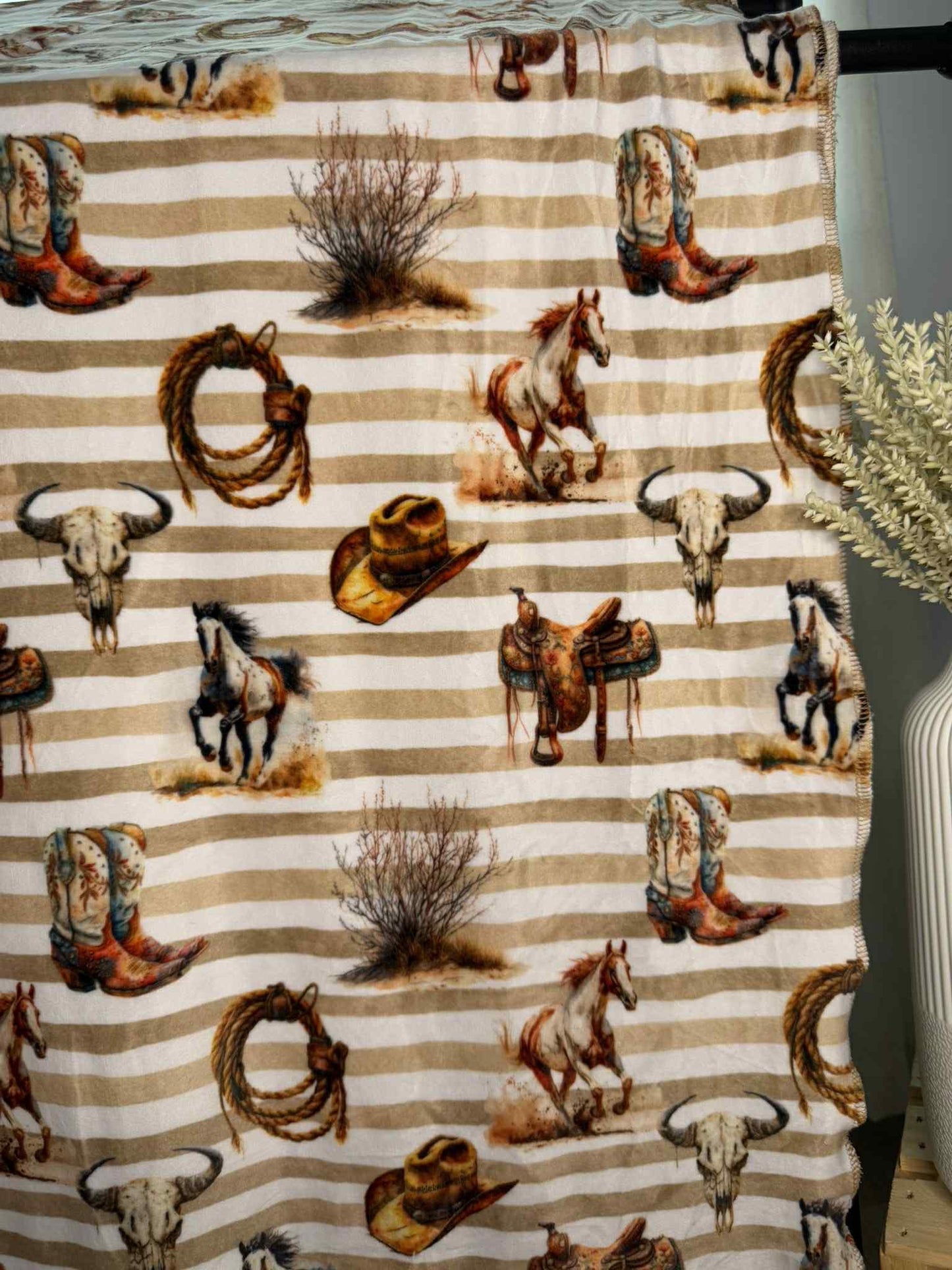 * PRECOMMANDE *Couverture en squish  asultes cheval western livraison 3-4 semaine