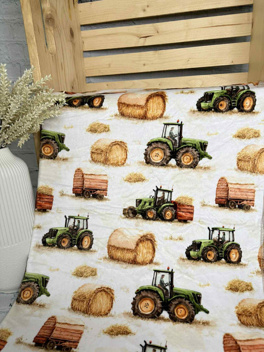Couverture en squish tracteur et balle de foins