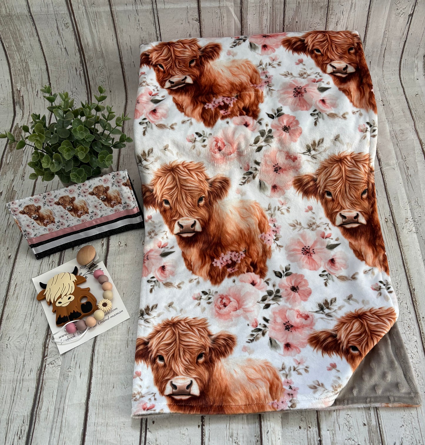 Ensemble cadeau vache highland fleur aquarelle