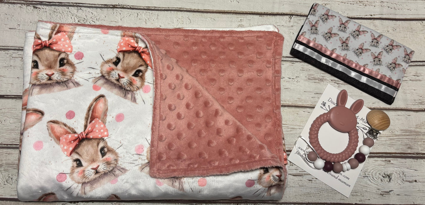 Ensemble cadeau lapin et boucle rose