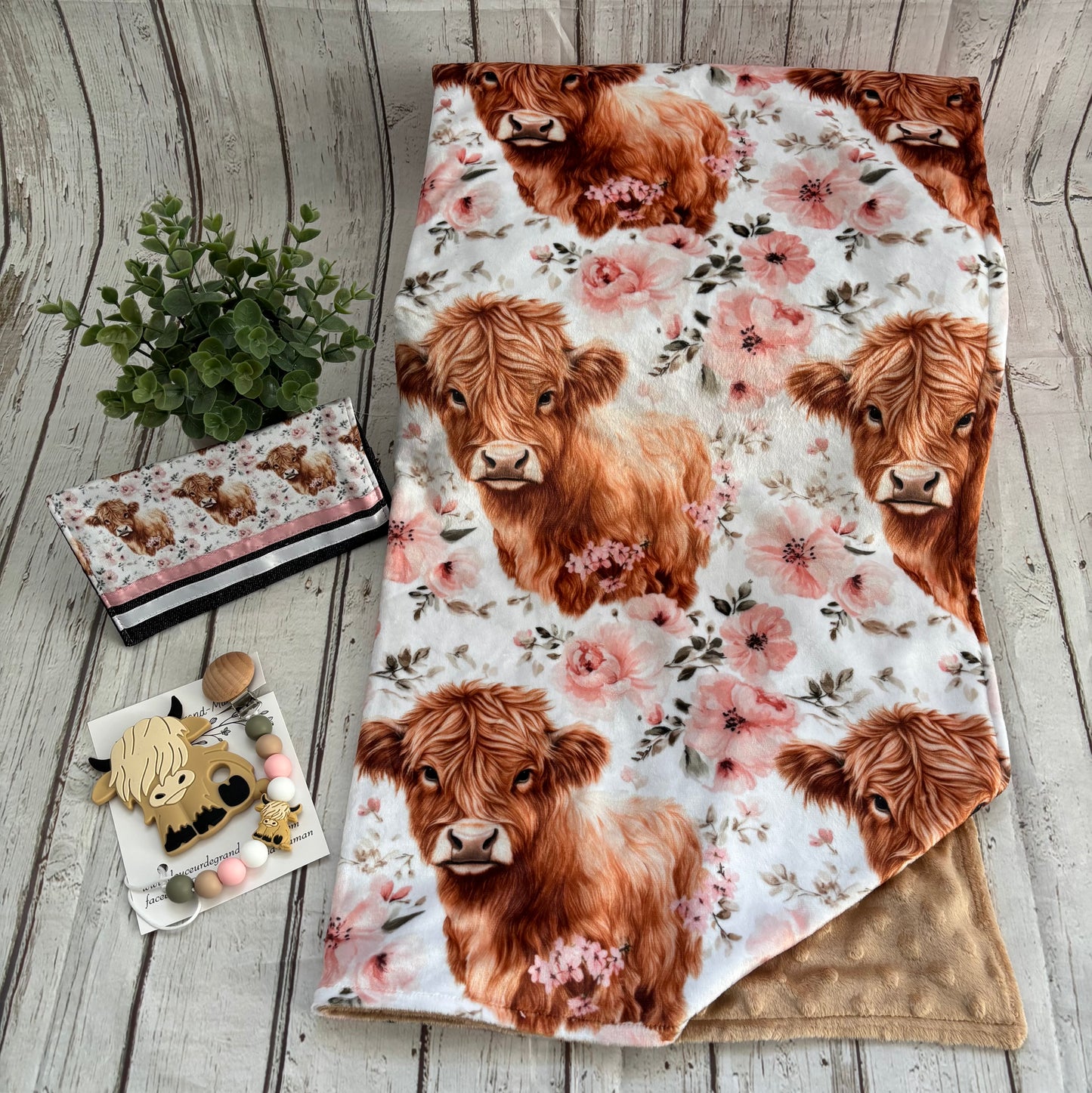 Ensemble cadeau vache highland fleur aquarelle