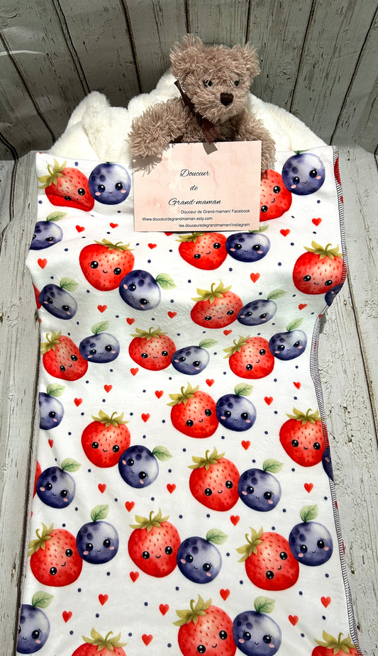 Couverture en squish fraise et bleuets