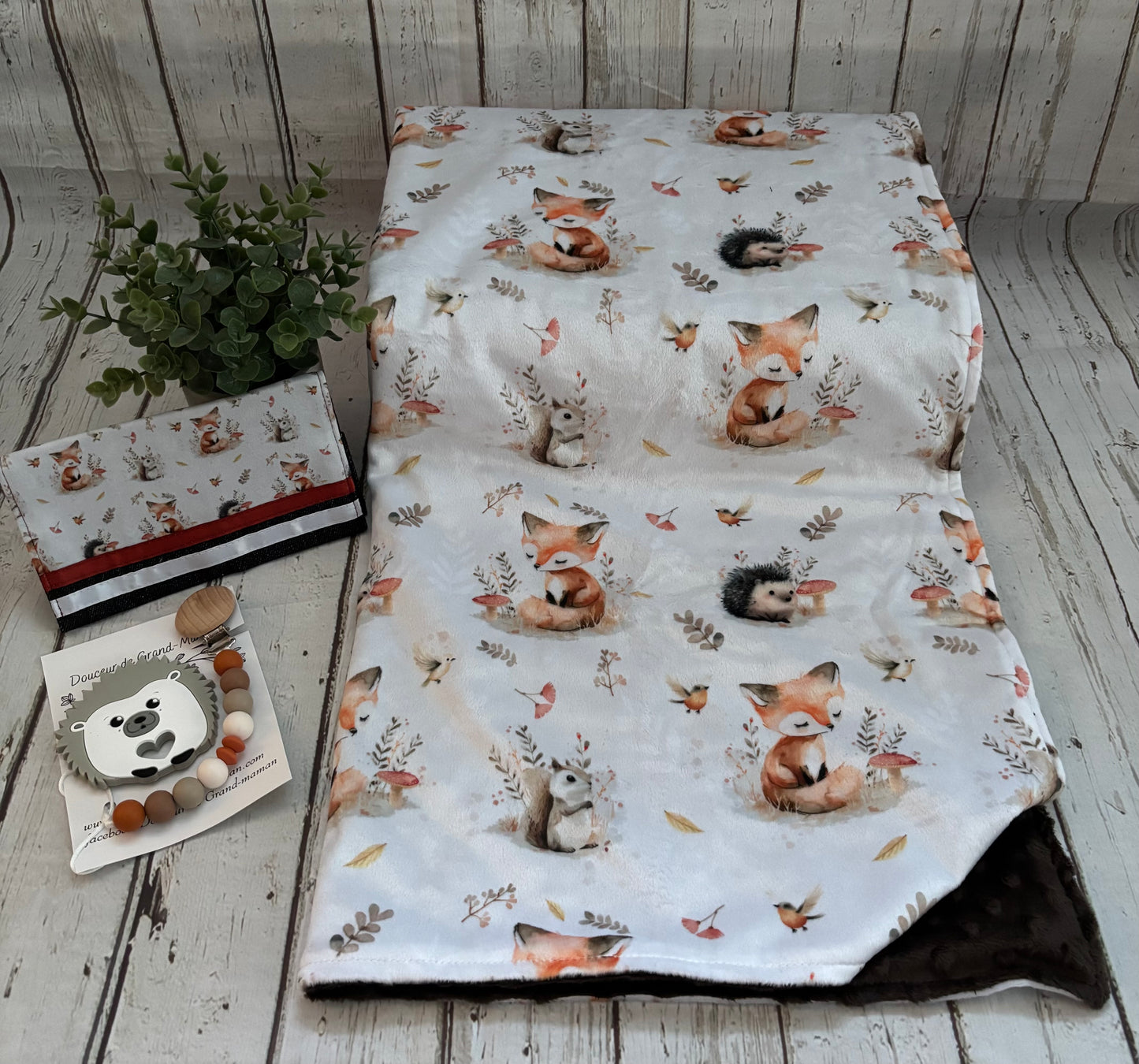 Ensemble cadeau renard écureuil et son hérisson